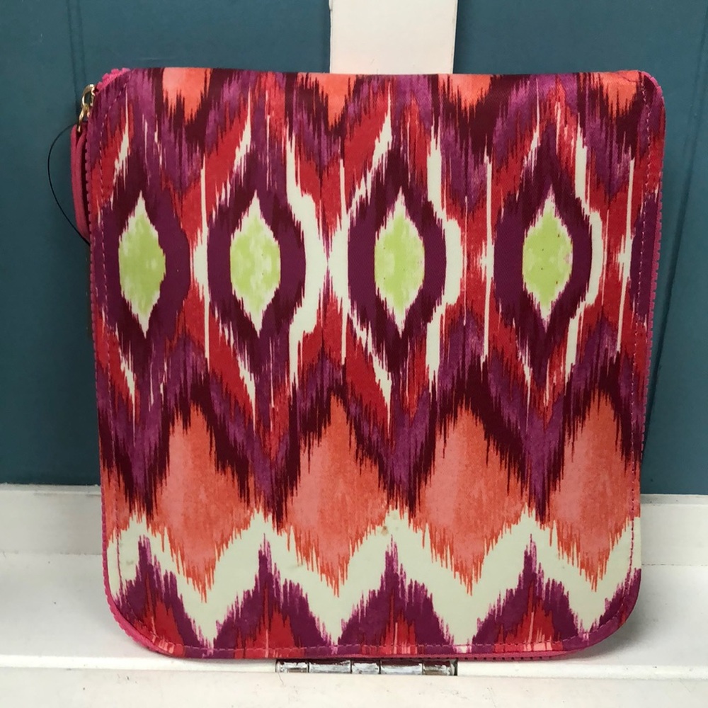 Chico's Large Packable Ikat Tote Fold Up Bag Zipper Pink Double Strap Carryall